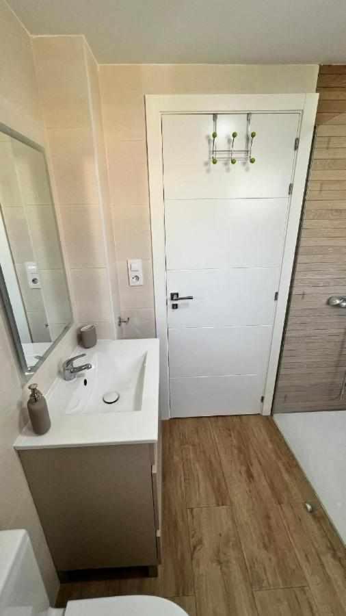 Apartamenticos Plaza Del Pilar III سرقسطة المظهر الخارجي الصورة