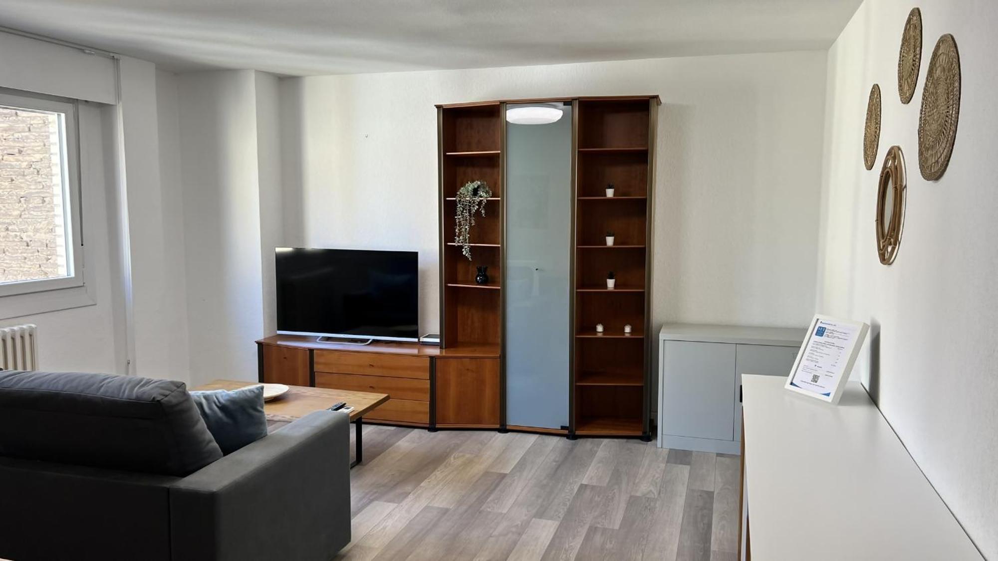 Apartamenticos Plaza Del Pilar III سرقسطة المظهر الخارجي الصورة